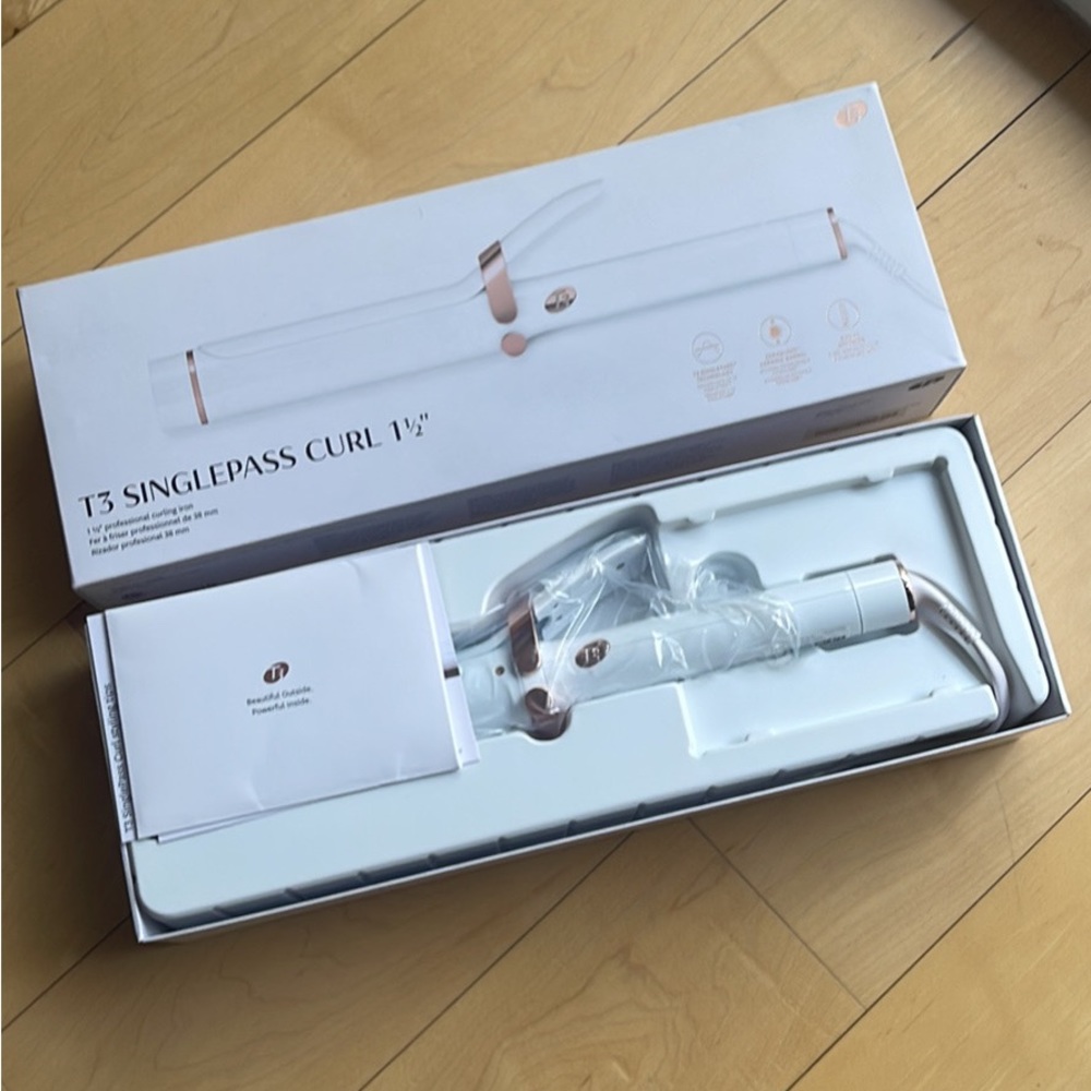 T3 1.5 inch curling iron - only used a few times!!